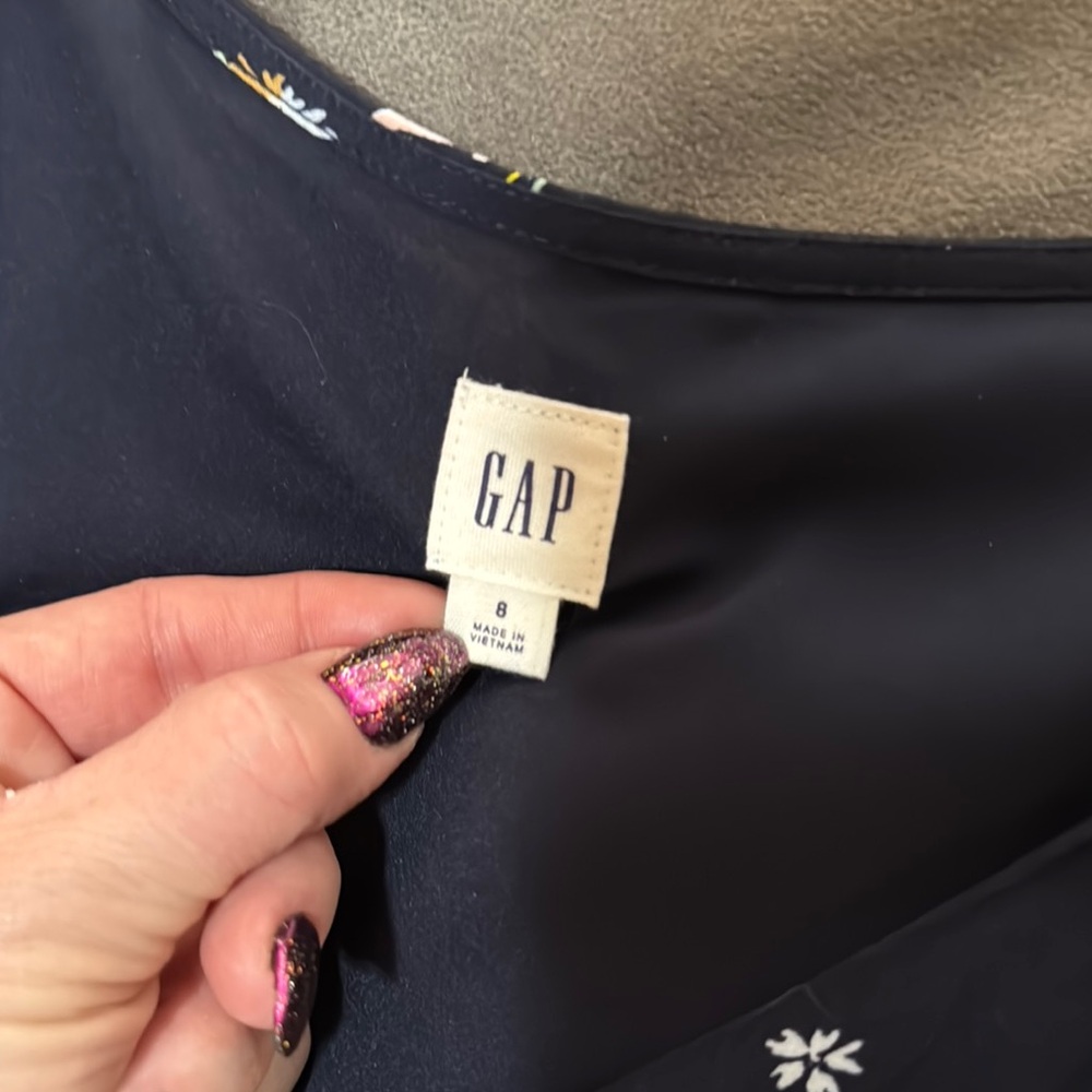 GAP. Floral Navy Dress. Size 8. NWOT. - Picture 2 of 8